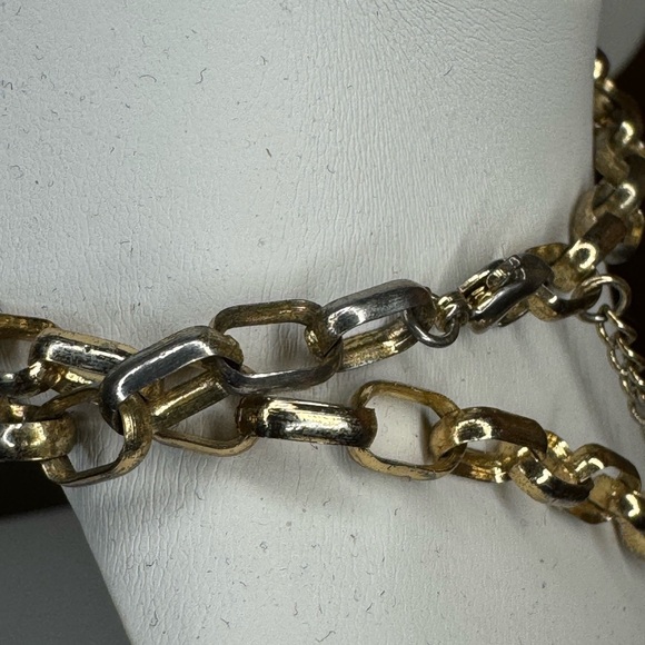 Tiger Necklace with necklace w/green eyes 30 inches - Picture 6 of 6